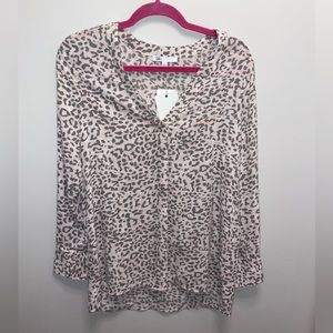 NWT DR2 Blouse